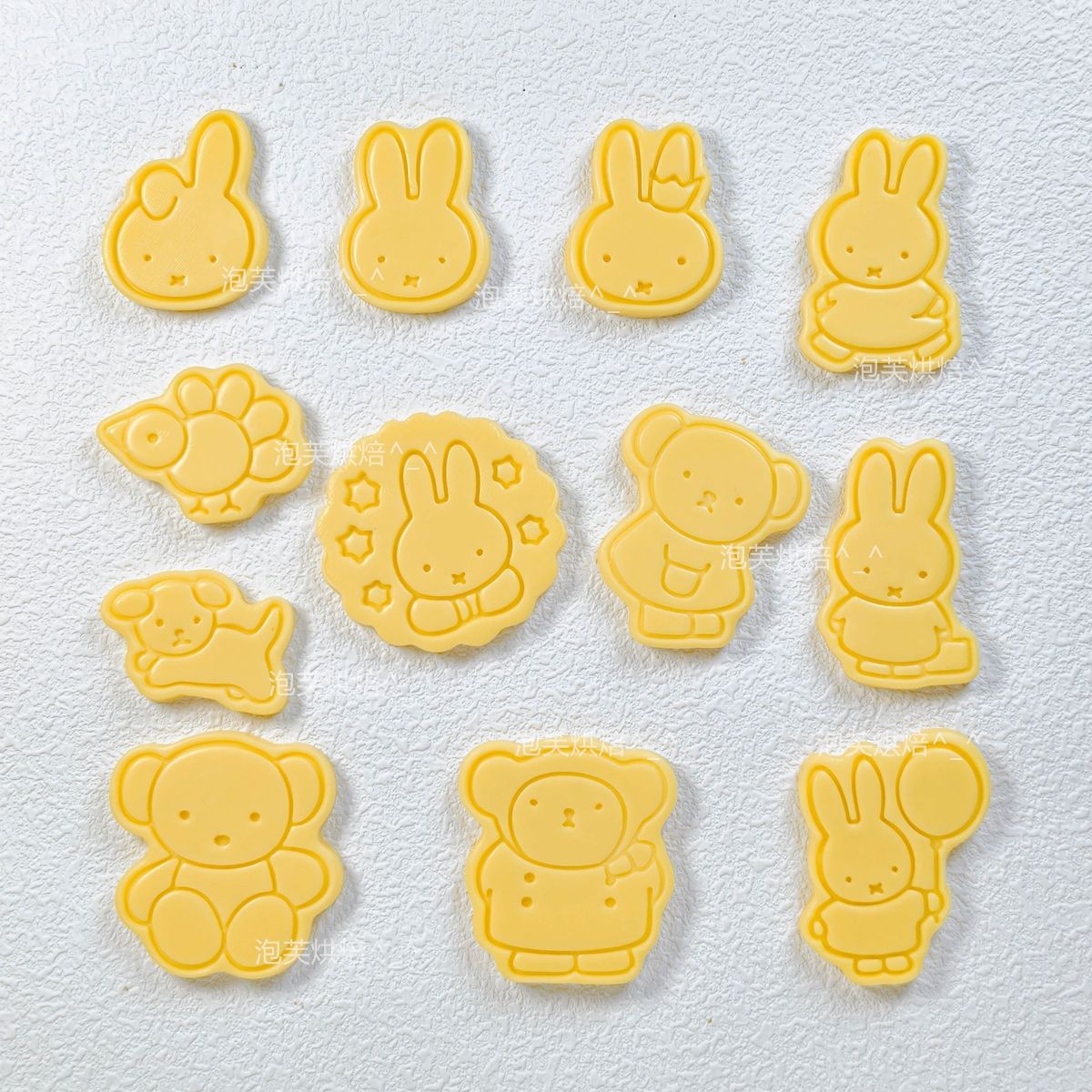 Cute 3D Press Cookie Mold with - огляд і ціна Kitchen Baking Items