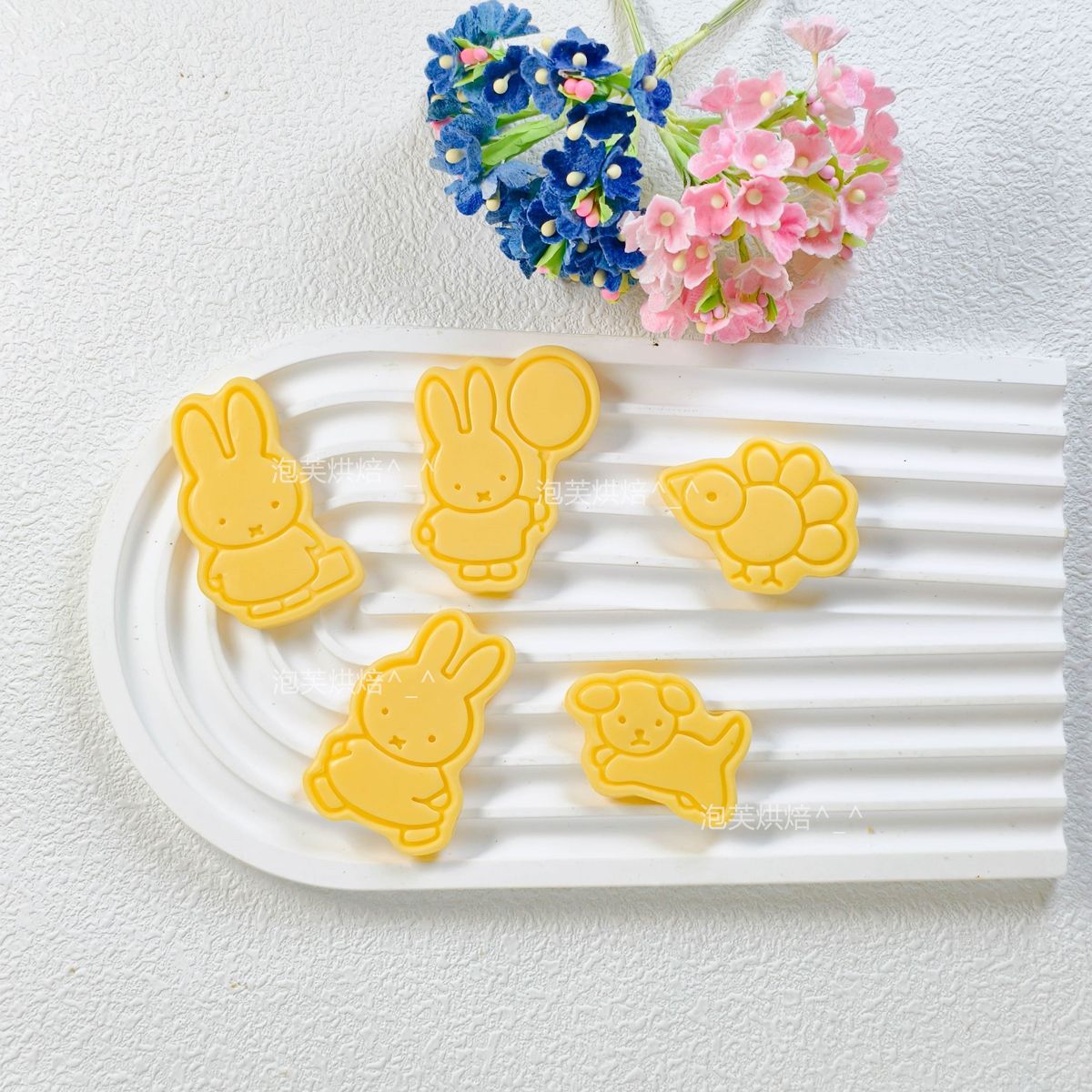 Cute 3D Press Cookie Mold with - огляд і ціна Kitchen Baking Items