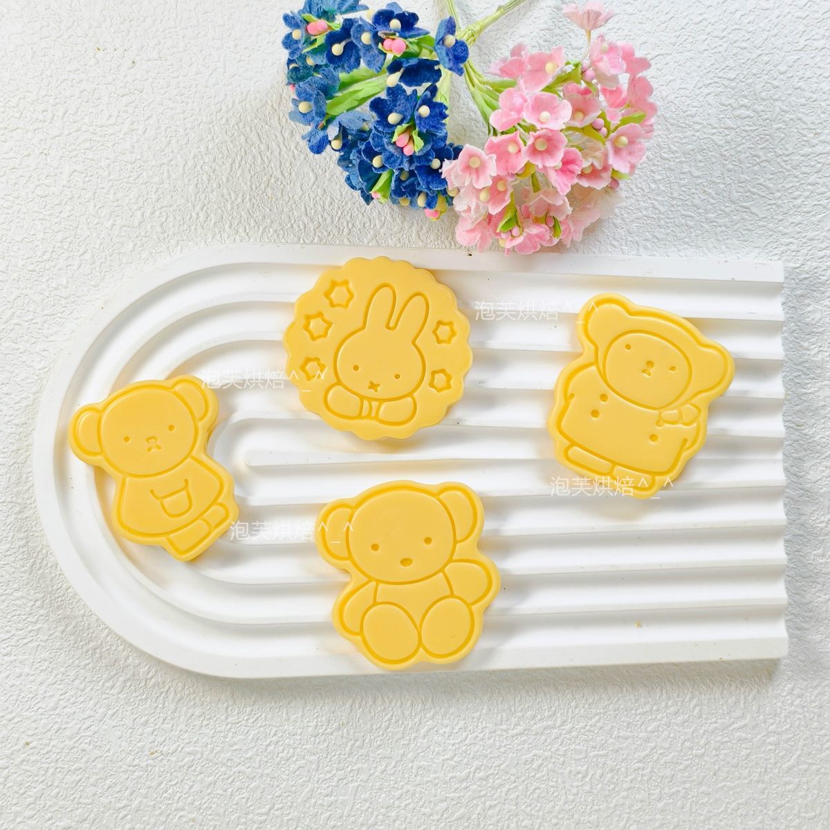 Cute 3D Press Cookie Mold with - огляд і ціна Kitchen Baking Items